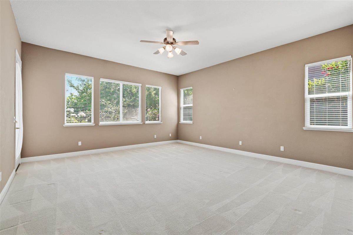 4129 Poppleton Way Carmichael, CA 95608 - Photo 27 of 48 an empty room with a window