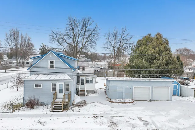 $124,900 | 403 Scherer Avenue, Oconto, WI 54153