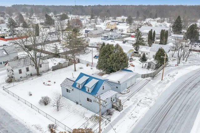 $124,900 | 403 Scherer Avenue, Oconto, WI 54153