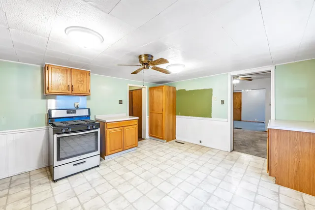 $124,900 | 403 Scherer Avenue, Oconto, WI 54153