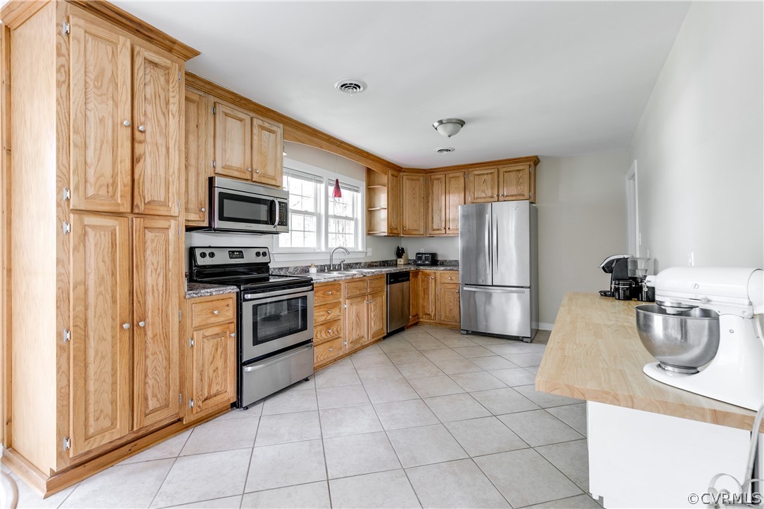 3206 Turner Road Chesterfield, VA 23832 - Photo 7 of 28 Gallery Image 7