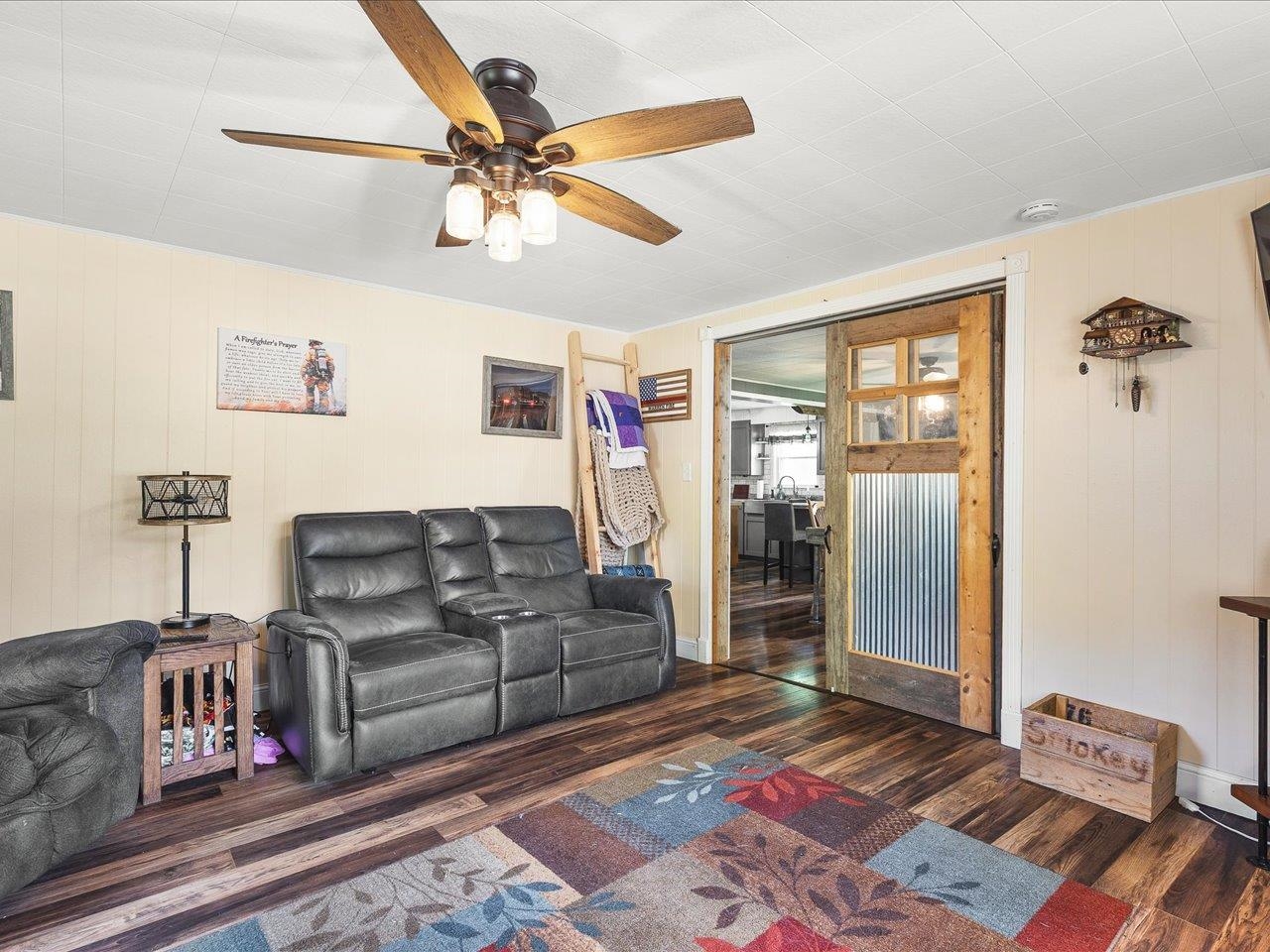 501 South Water Street Warren, IL 61087 - Photo 13 of 46