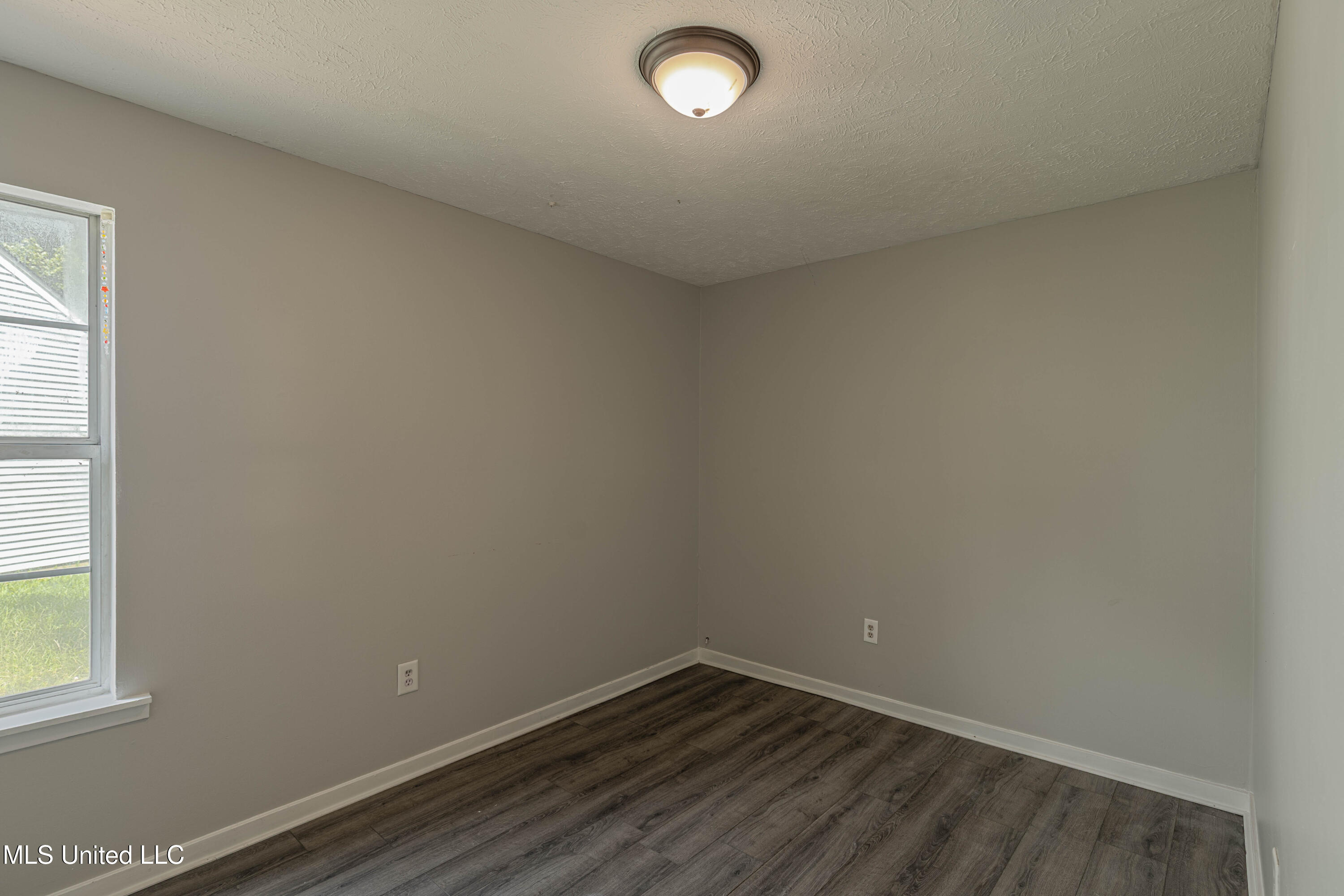 183 Cumberland Road, Unit B Brandon, MS 39047 - Photo 18 of 26 IMG_4207-Edit