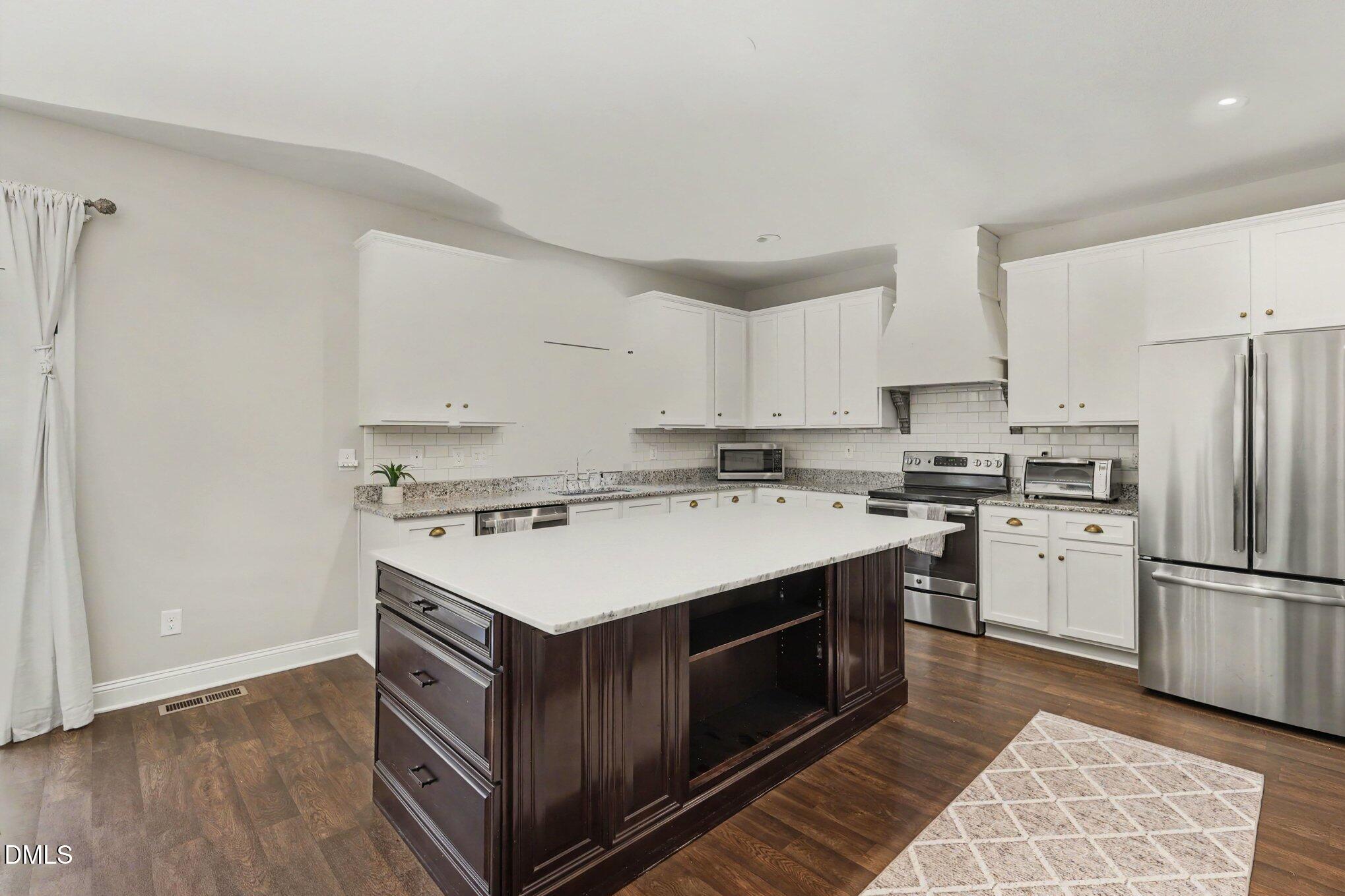 1021 Coley Road Raleigh, NC 27613 - Photo 7 of 49 007_file_2100