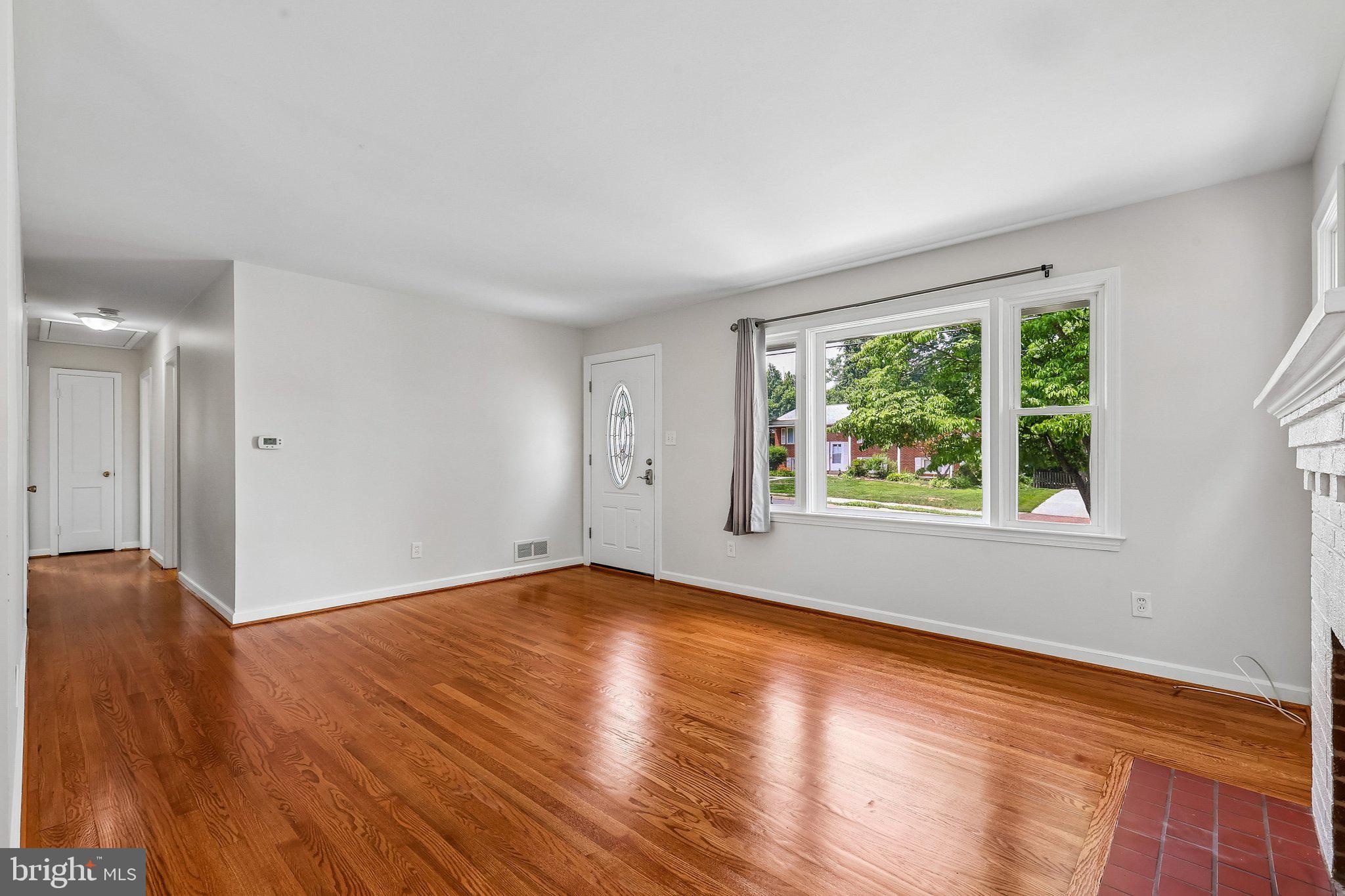 10217 Rodgers Road Fairfax, VA 22030 - Photo 6 of 27 Beautifully refinished wood flrs on the main level