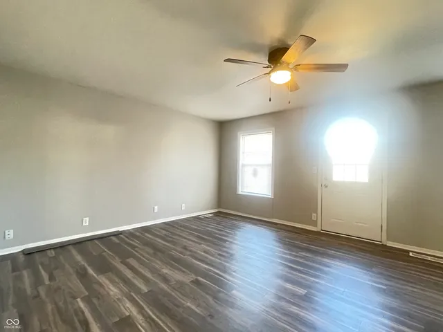 $1,300 | 5225 East 34th Street, Indianapolis, IN 46218