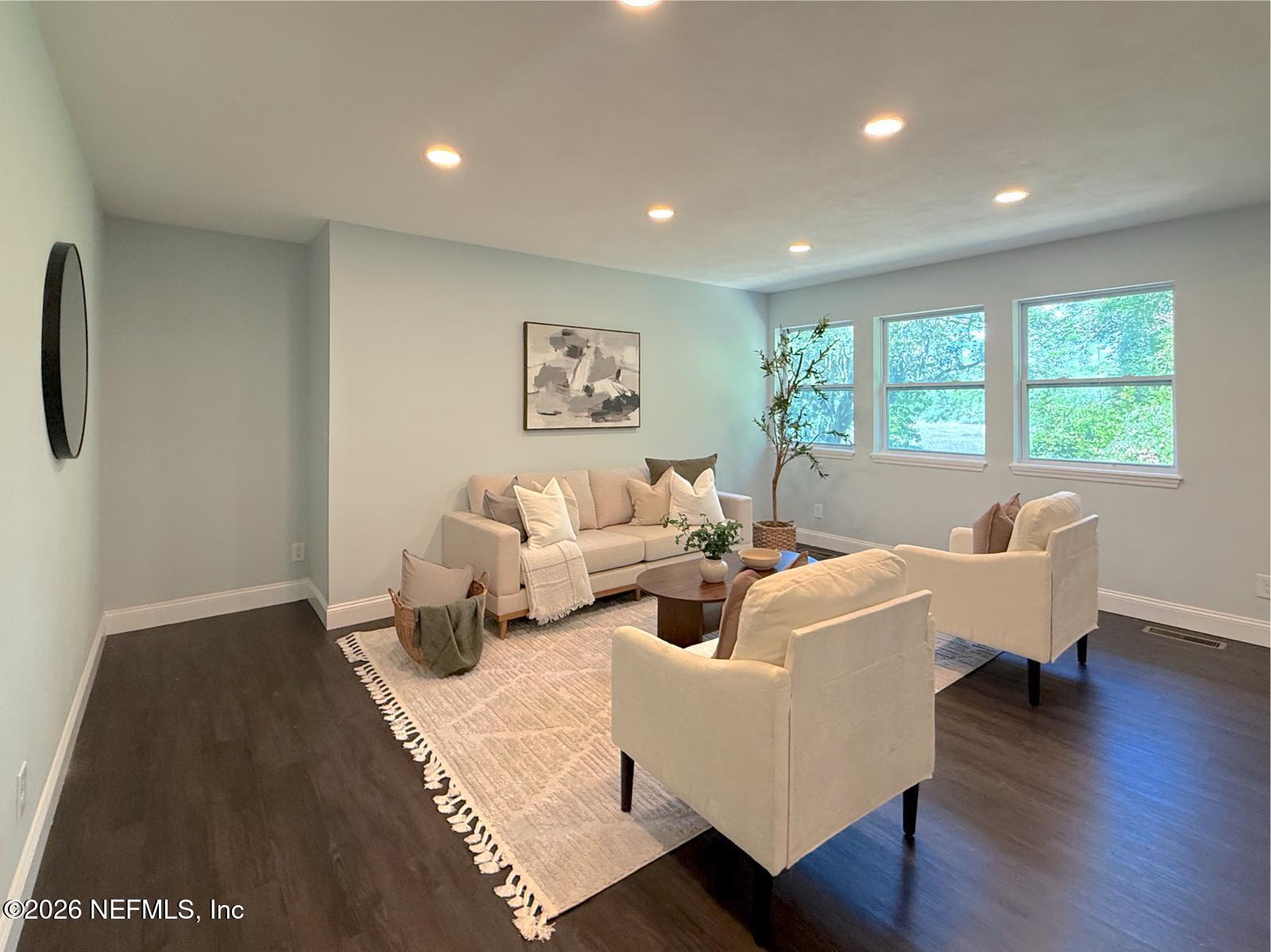 10135 Lake View Road West Jacksonville, FL 32225 - Photo 15 of 21 PHOTO-2026-05-15-14-00-42_3