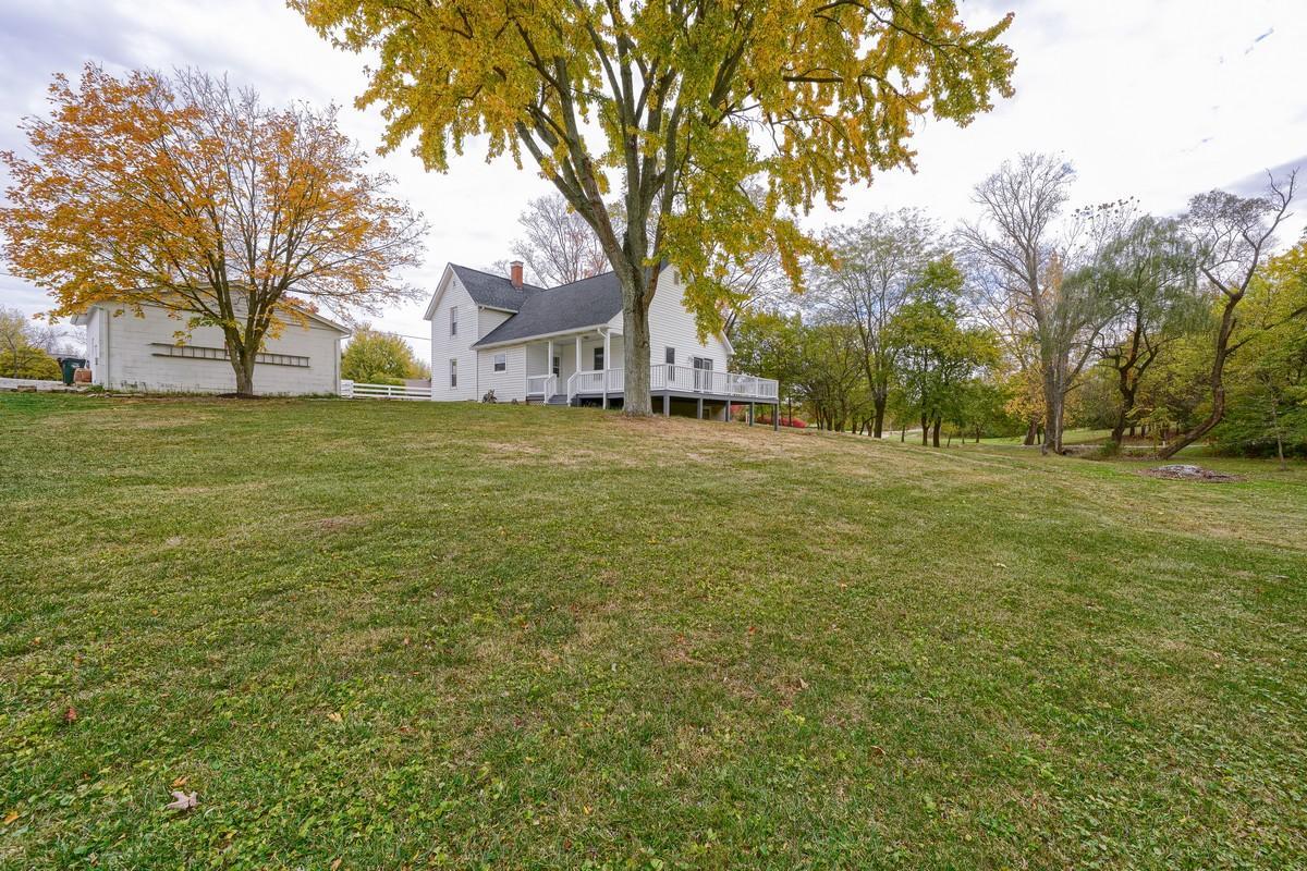 3860 Curve Road Delaware, OH 43015 - Photo 4 of 32