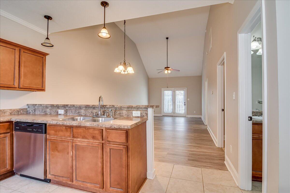 358 Bowen Falls Grovetown, GA 30813 - Photo 6 of 33 06-106