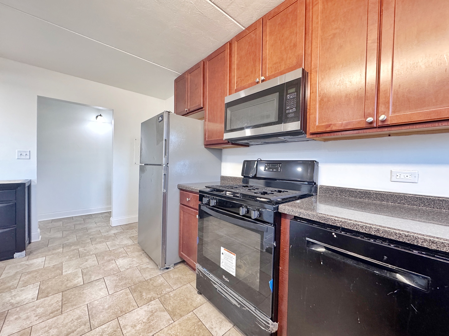 735 North Swift Road, Unit 102 Addison, IL 60101 - Photo 8 of 20