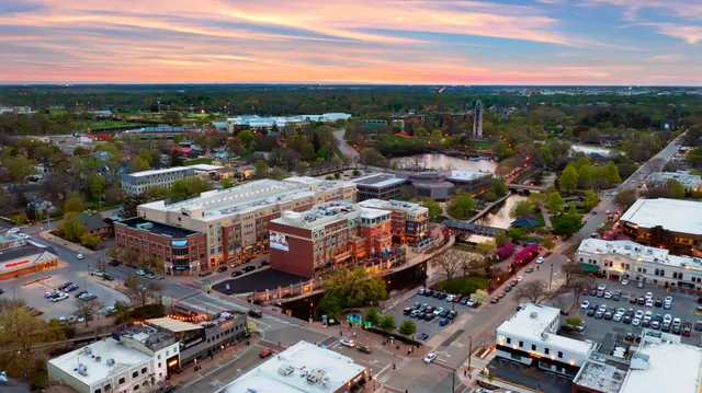 $275,000 | 509 Aurora Avenue, Unit 120, Naperville, IL 60540