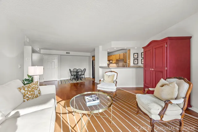 $275,000 | 509 Aurora Avenue, Unit 120, Naperville, IL 60540