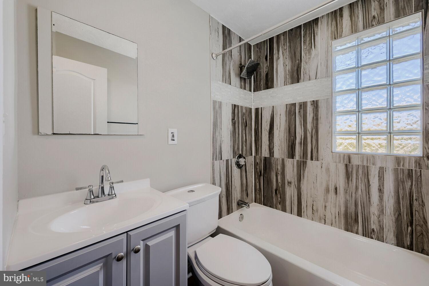 108 Chestnut Street Baltimore, MD 21222 - Photo 17 of 21