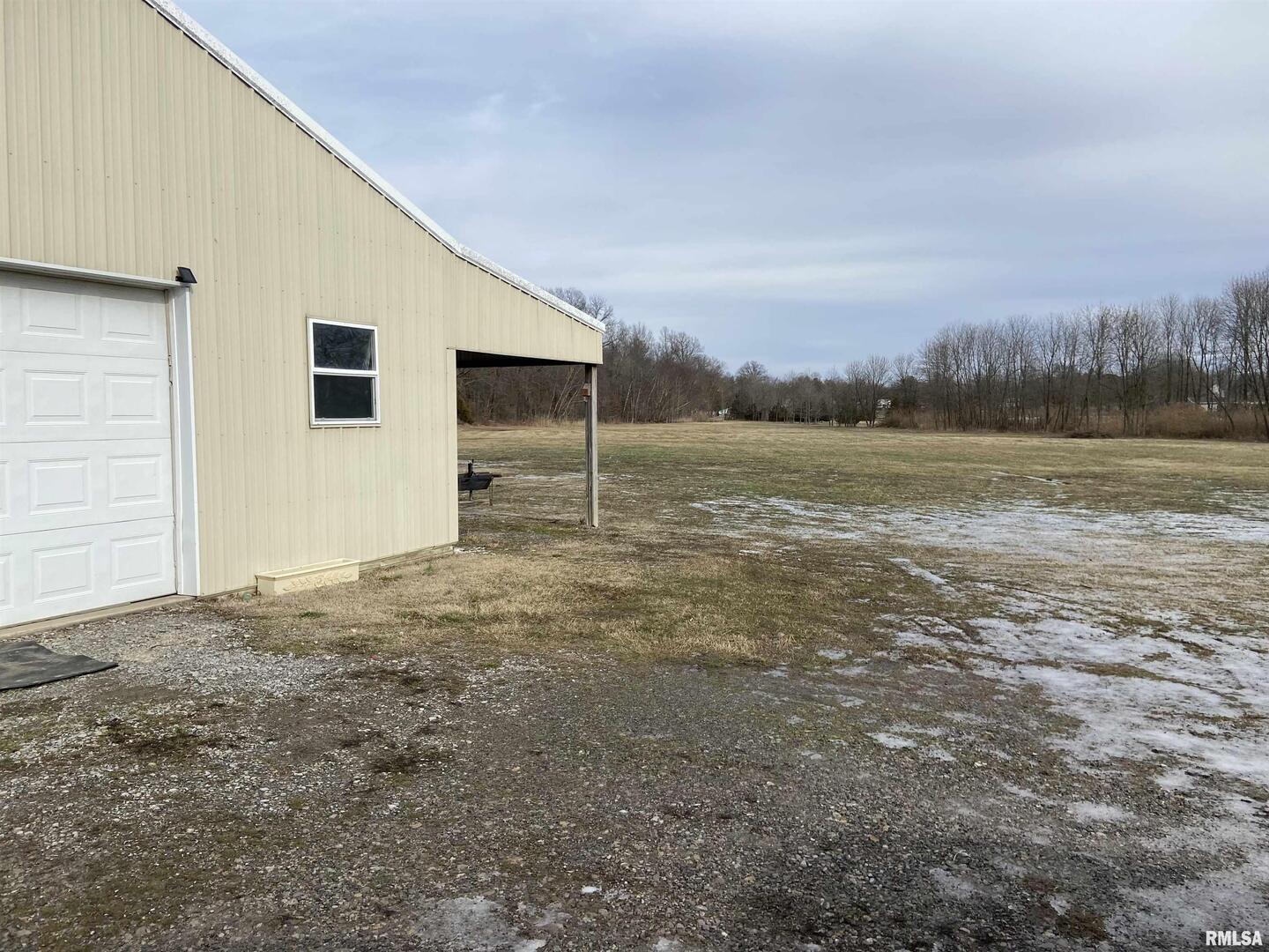 5570 Sycamore Road Carterville, IL 62918 - Photo 2 of 7 Gallery Image 2