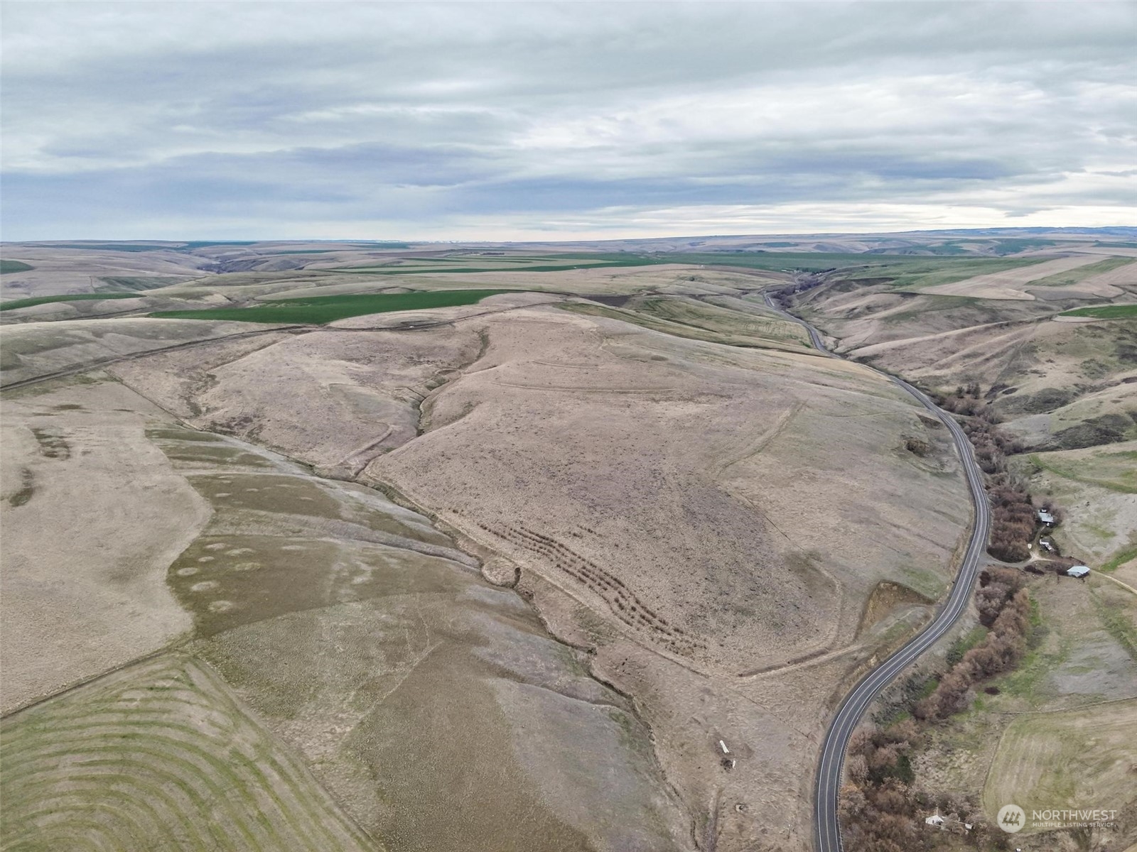 180 Ben Day Gulch Road Pomeroy, WA 99347 - Photo 1 of 8 a view of beach and ocean