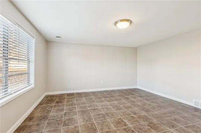 $235,000 | 5601 Northeast San Rafael Drive, Kansas City, MO 64119