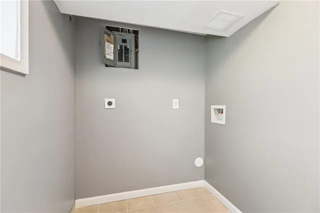 $235,000 | 5601 Northeast San Rafael Drive, Kansas City, MO 64119