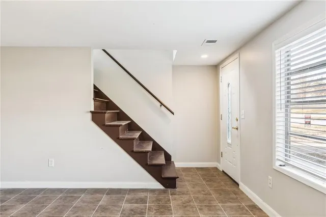 $235,000 | 5601 Northeast San Rafael Drive, Kansas City, MO 64119