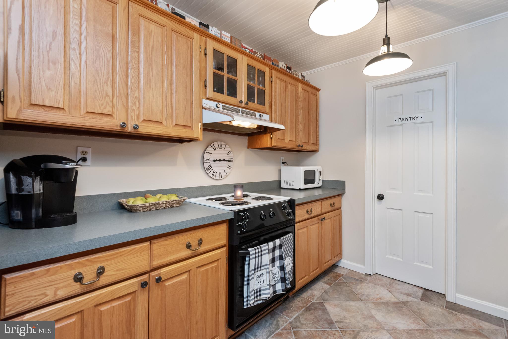 1620 Dryden Way Crofton, MD 21114 - Photo 11 of 33
