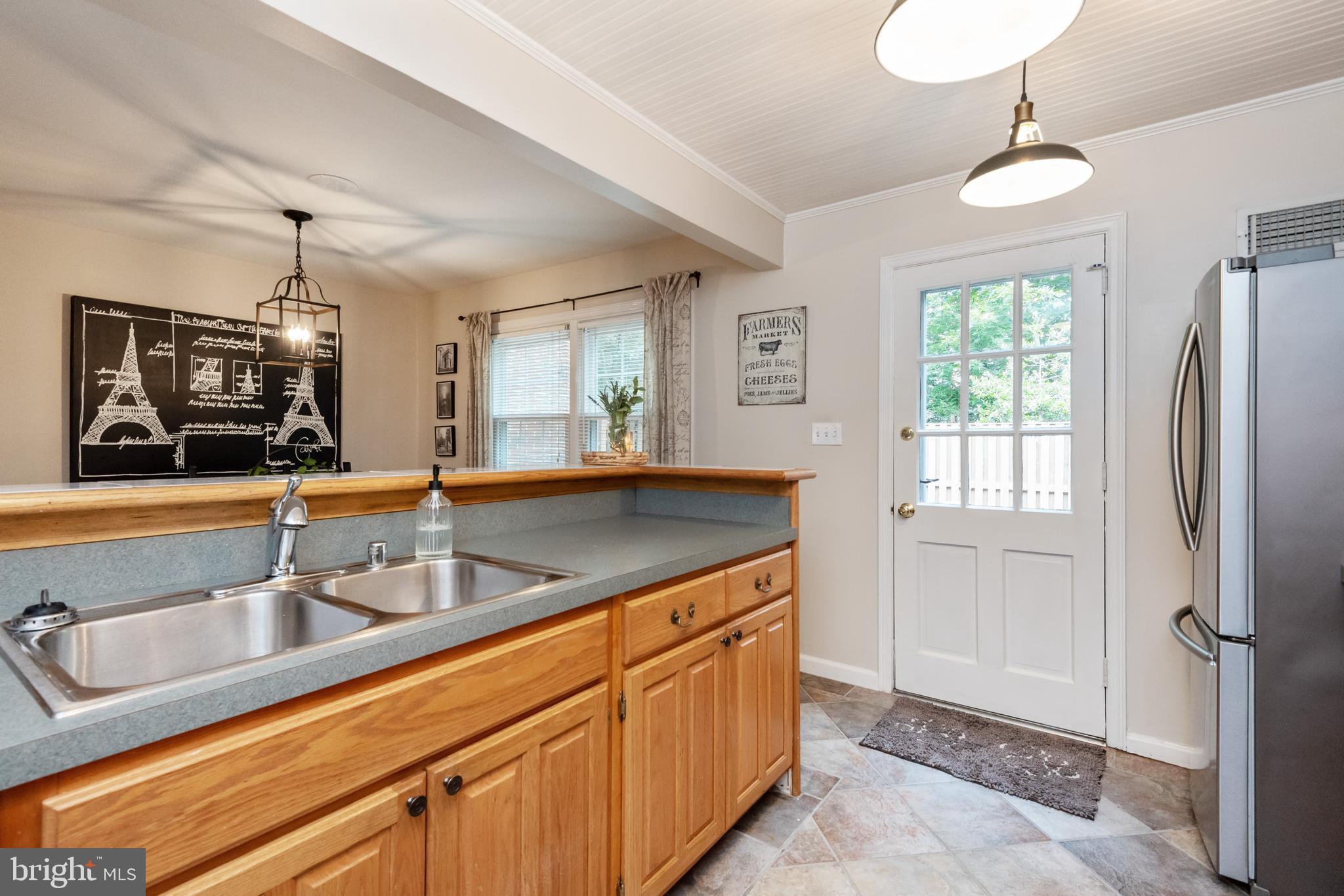 1620 Dryden Way Crofton, MD 21114 - Photo 12 of 33
