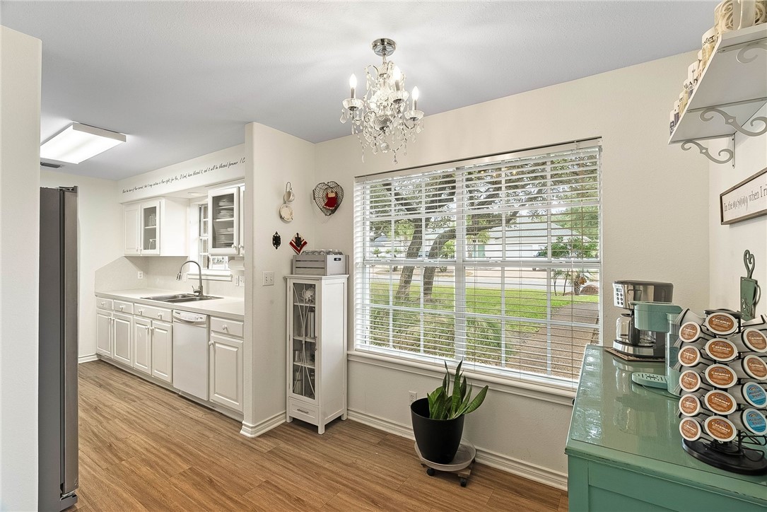 602 Bent Tree Street Rockport, TX 78382 - Photo 17 of 26