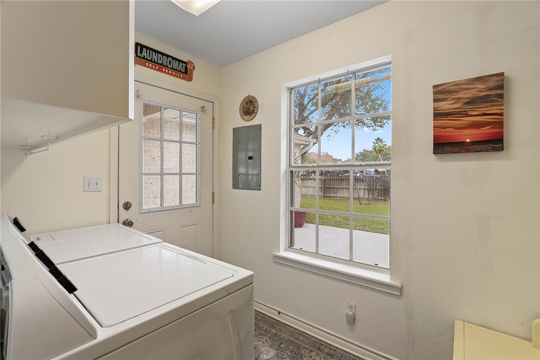 602 Bent Tree Street Rockport, TX 78382 - Photo 19 of 26