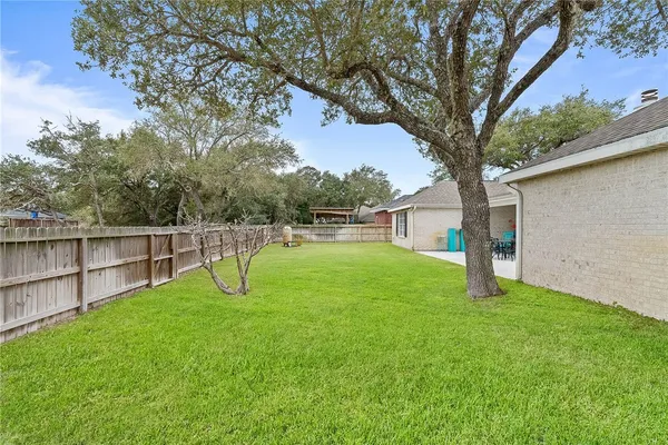 $389,000 | 602 Bent Tree Street, Rockport, TX 78382