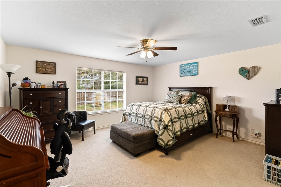 602 Bent Tree Street Rockport, TX 78382 - Photo 7 of 26