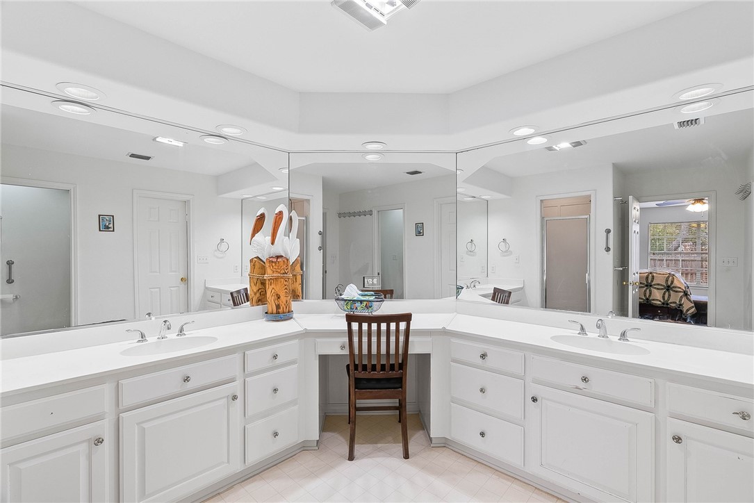 602 Bent Tree Street Rockport, TX 78382 - Photo 9 of 26