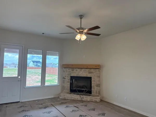 $383,675 | 1217 Colca Drive, Springtown, TX 76082