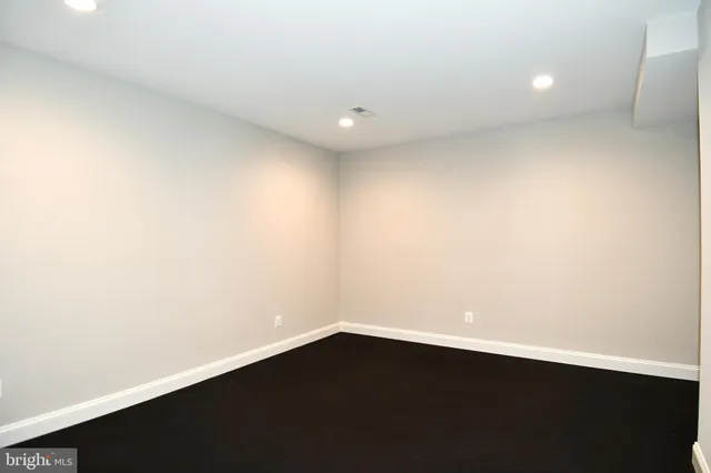 $7,500 | 497 North Abingdon Street, Arlington, VA 22203