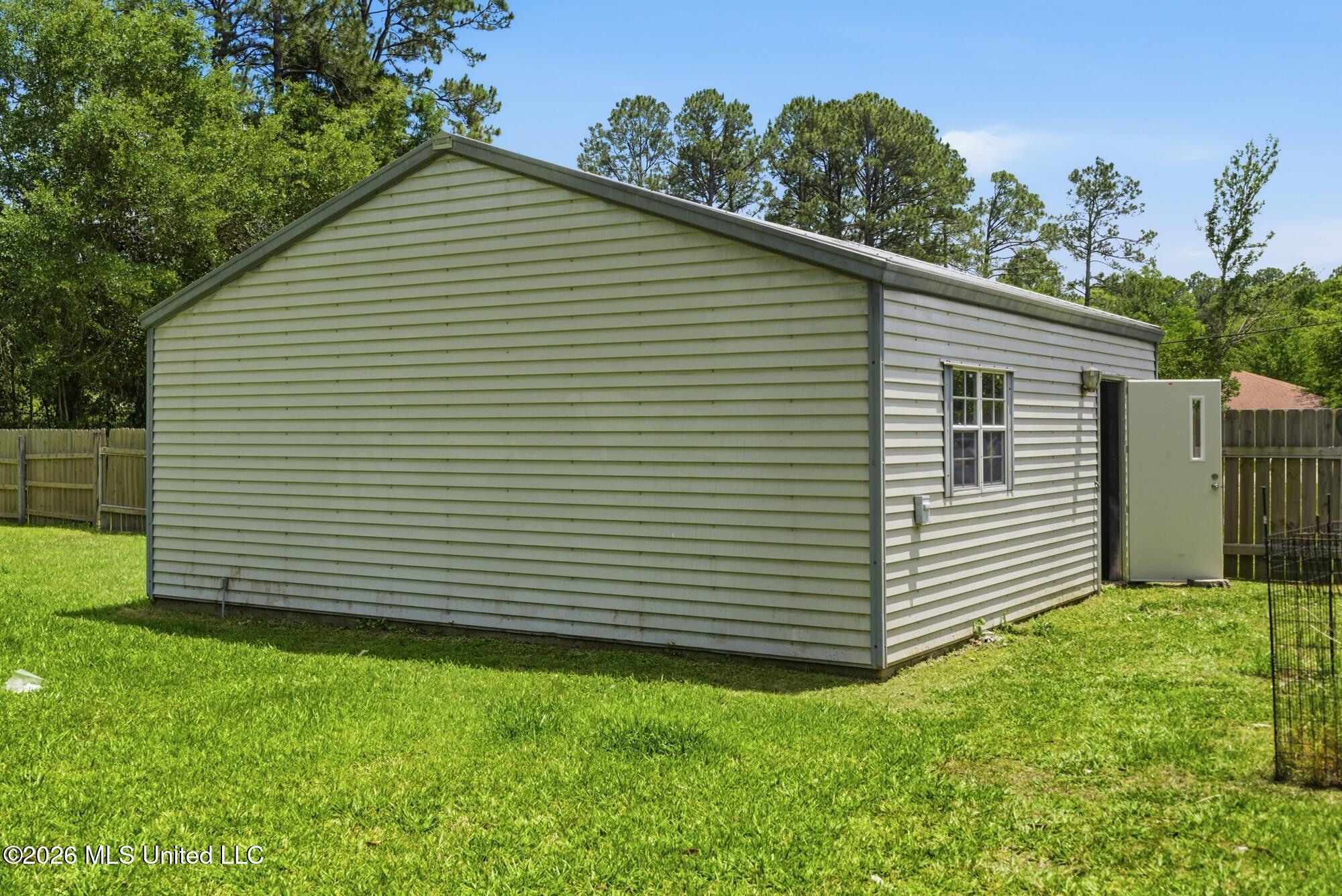 1908 Laurelglen Road Gautier, MS 39553 - Photo 26 of 38 Shed 2