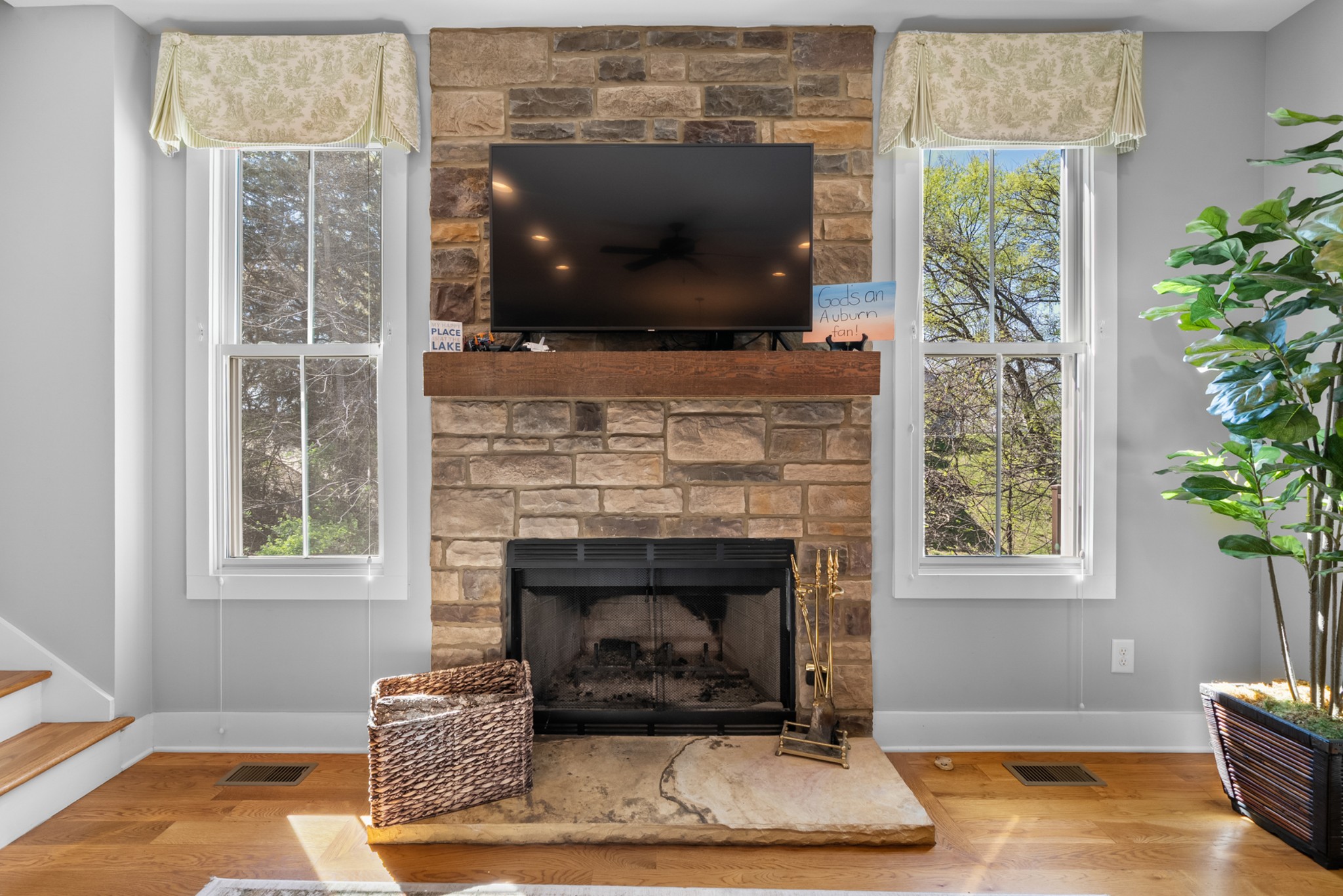 369 Fanning Bend Drive Winchester, TN 37398 - Photo 13 of 54 a living room with furniture and a fireplace