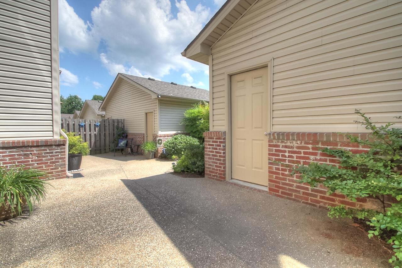 247 Regency Point Path Lexington, KY 40503 - Photo 19 of 21 37