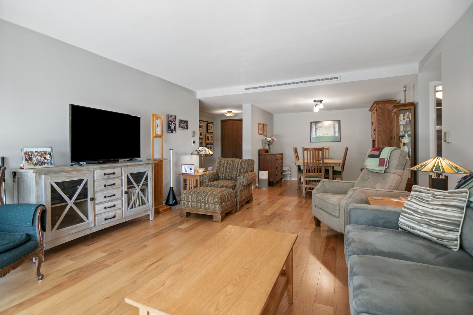 22 Park Lane, Unit 111 Park Ridge, IL 60068 - Photo 7 of 35