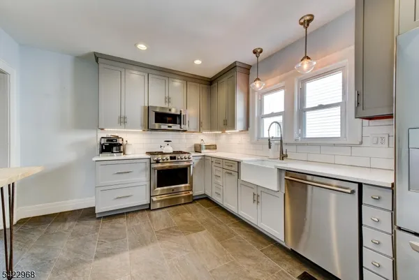 $645,000 | 425 Bartine Street, Somerville, NJ 08876