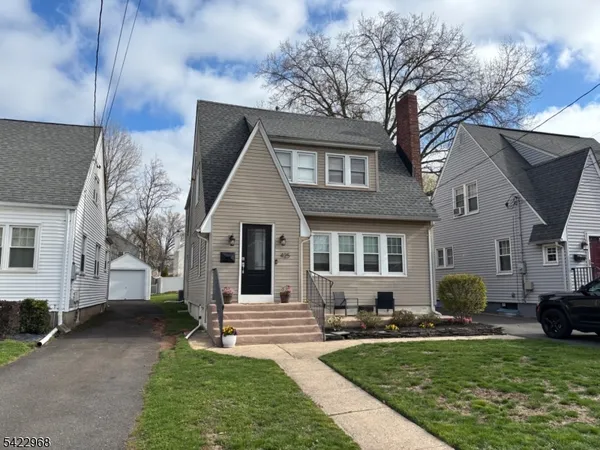 $645,000 | 425 Bartine Street, Somerville, NJ 08876