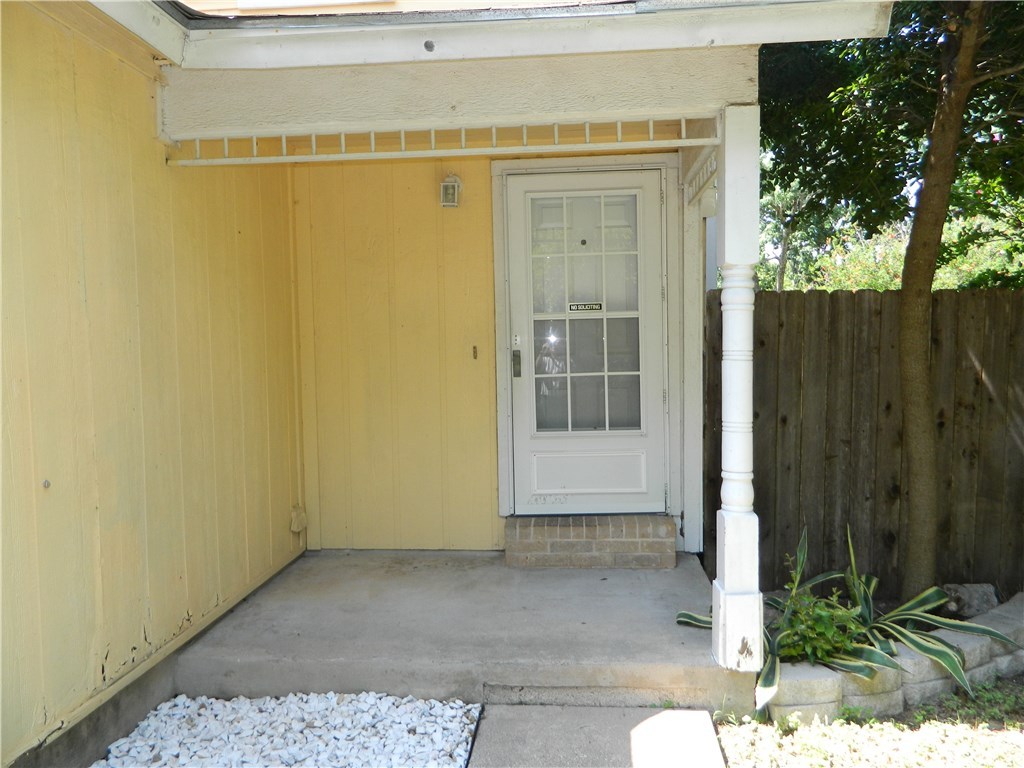 8804 Springmail Circle, Unit A Austin, TX 78729 - Photo 6 of 7