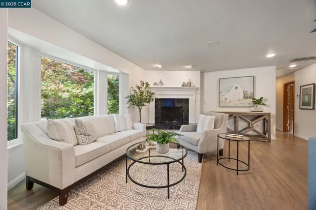 $2,449,000 | 1834 Ivanhoe Avenue, Lafayette, CA 94549