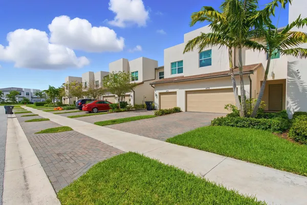 $3,250 | 4874 Navali Drive, Lake Worth, FL 33467
