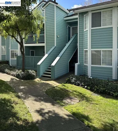 $342,500 | 303 Dursey Drive, Pinole, CA 94564