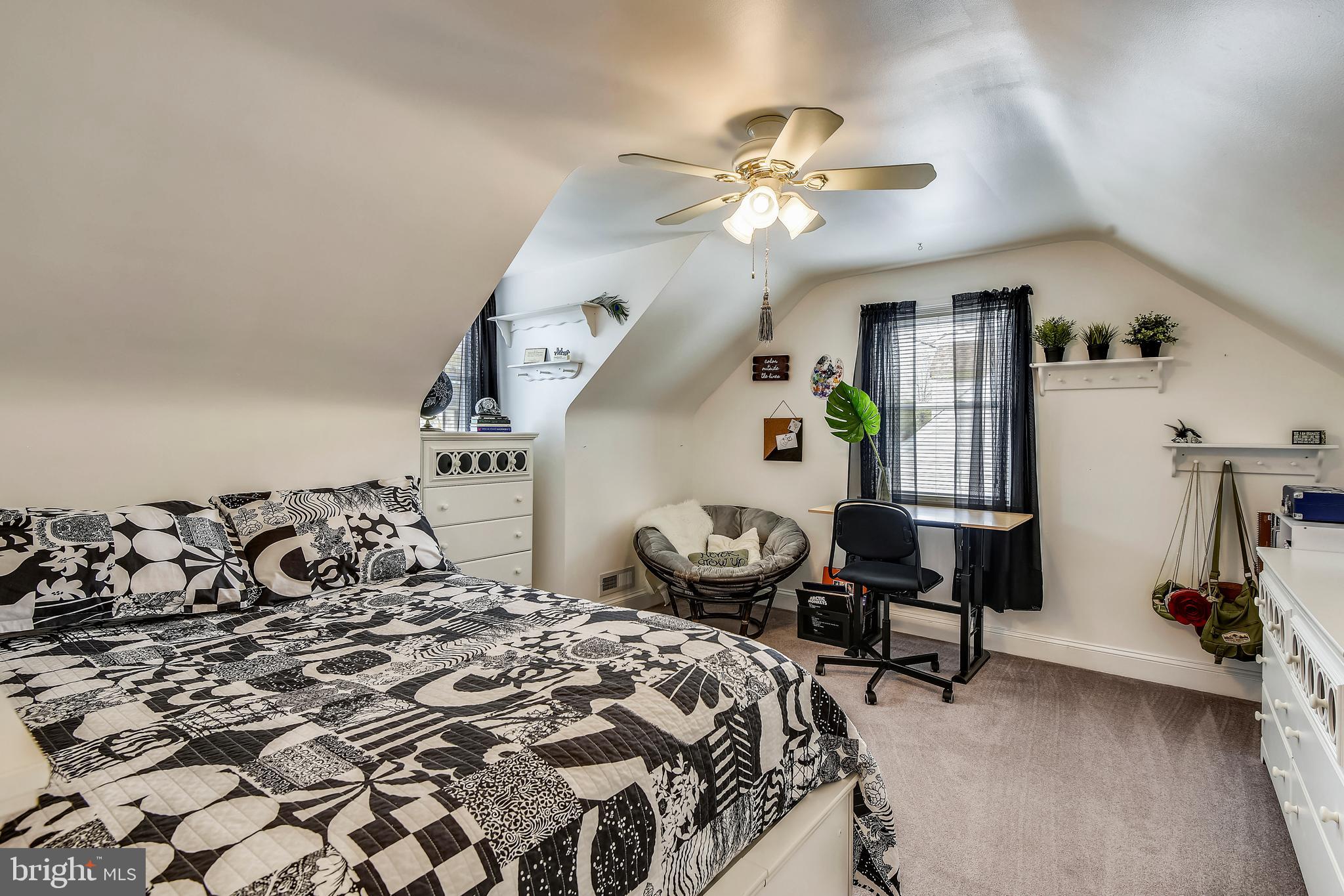 551 Forest View Road Linthicum Heights, MD 21090 - Photo 14 of 37 Upper Level BR