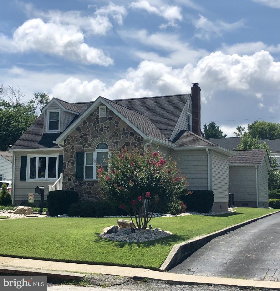 551 Forest View Road Linthicum Heights, MD 21090 - Photo 20 of 37 See side of new addition