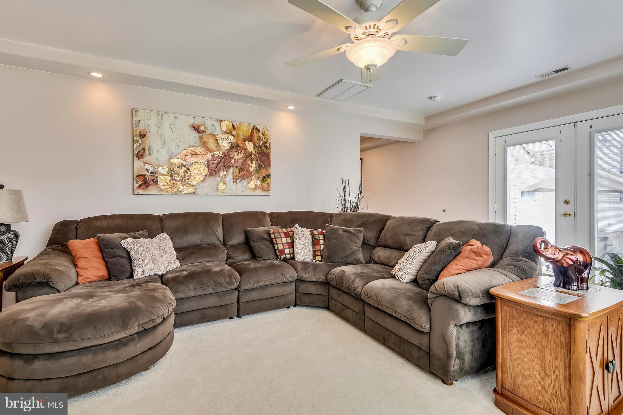 551 Forest View Road Linthicum Heights, MD 21090 - Photo 7 of 37 Spacious Family room Addition