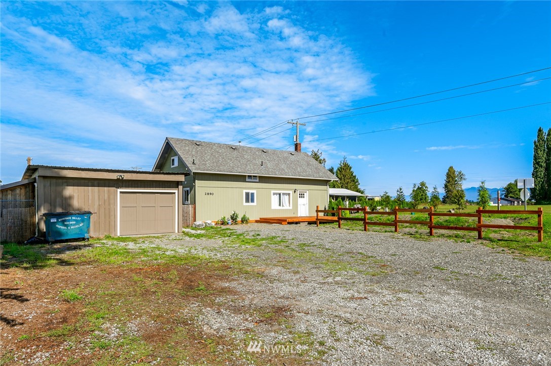 2890 East Badger Road Everson, WA 98247 - Photo 4 of 38 front view of a house with a yard