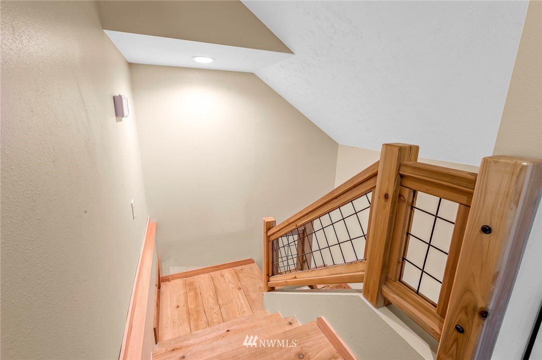 2890 East Badger Road Everson, WA 98247 - Photo 35 of 38 a view of an entryway with staircase