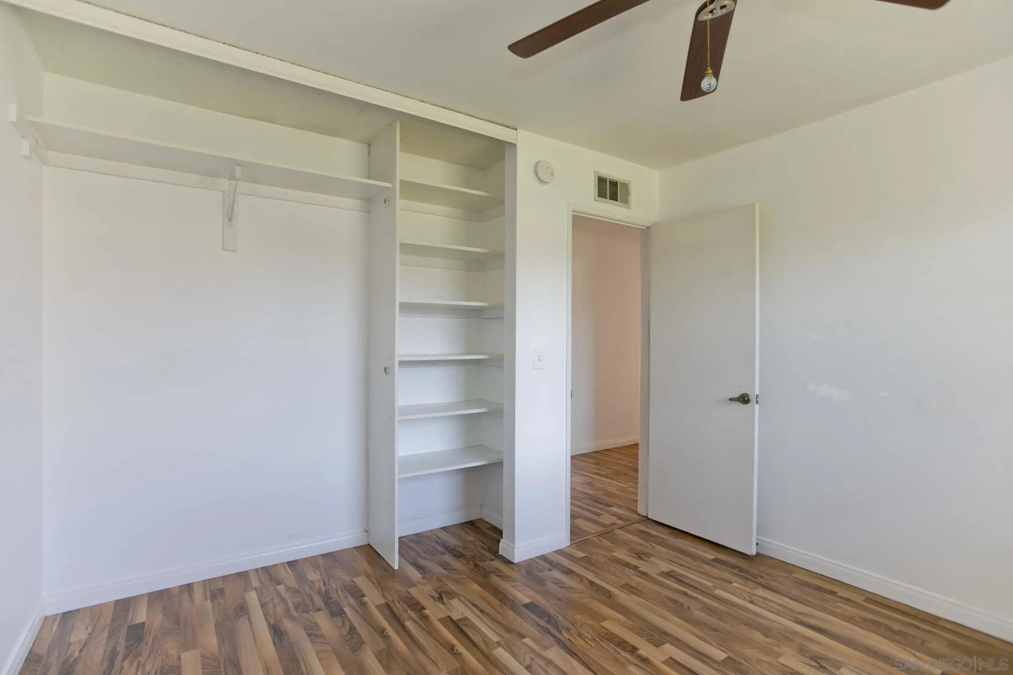 10076 West Glendon Circle Santee, CA 92071 - Photo 18 of 35