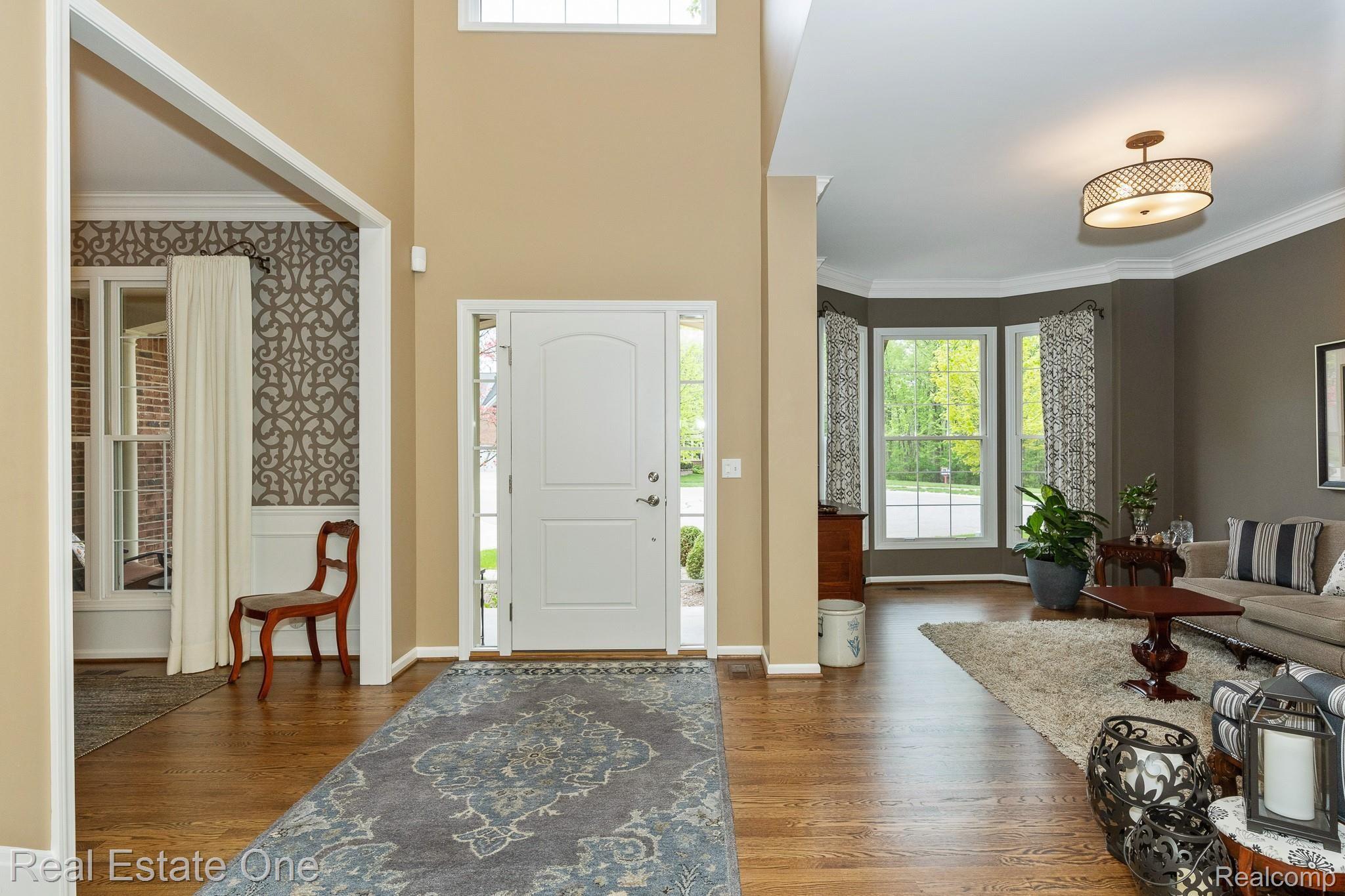 1177 Chesapeake Rochester, MI 48307 - Photo 5 of 63 Chesapeake MLS-W008.jpg