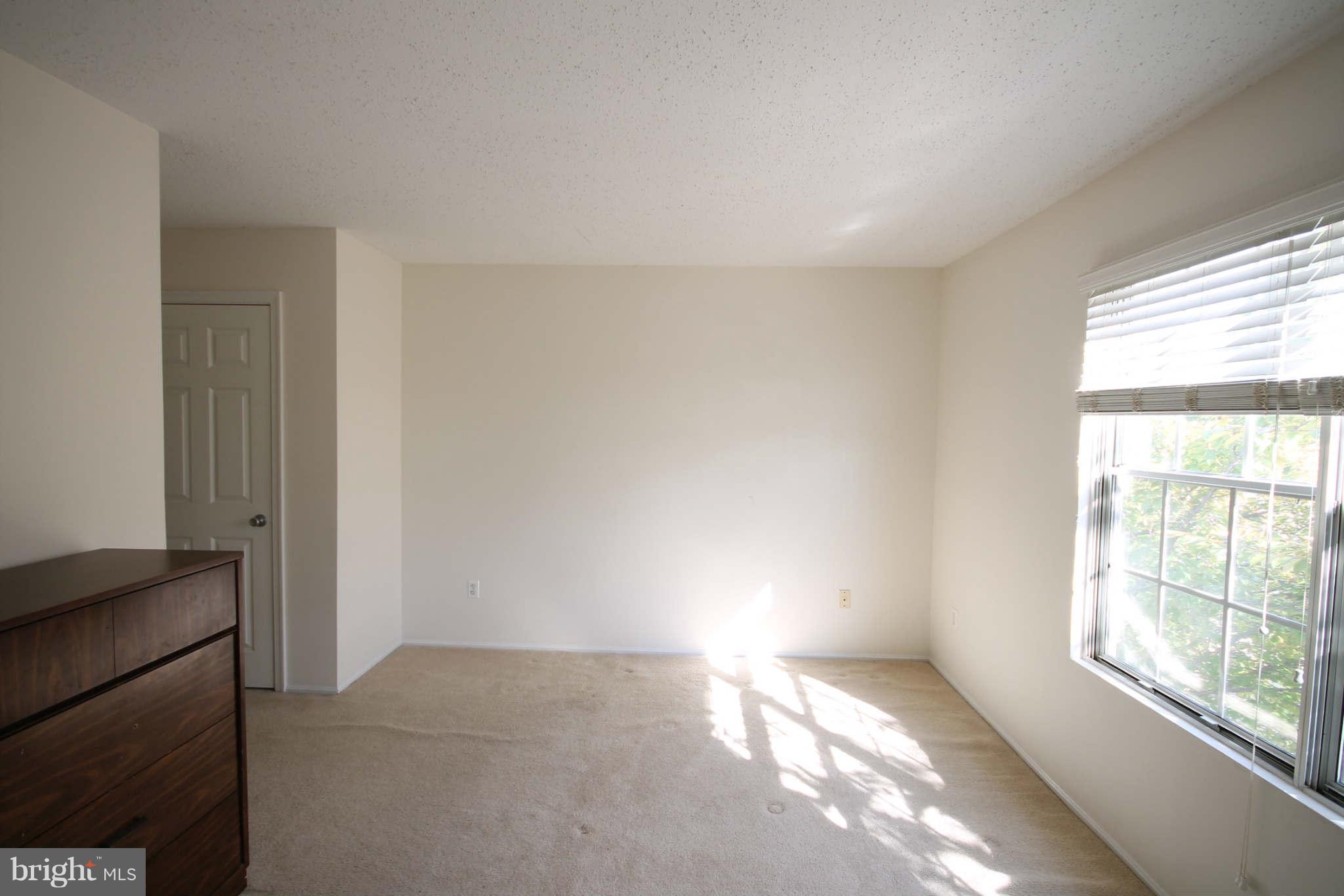 106 Fort Evans Road Southeast, Unit F Leesburg, VA 20175 - Photo 12 of 20 Bedroom (Master)