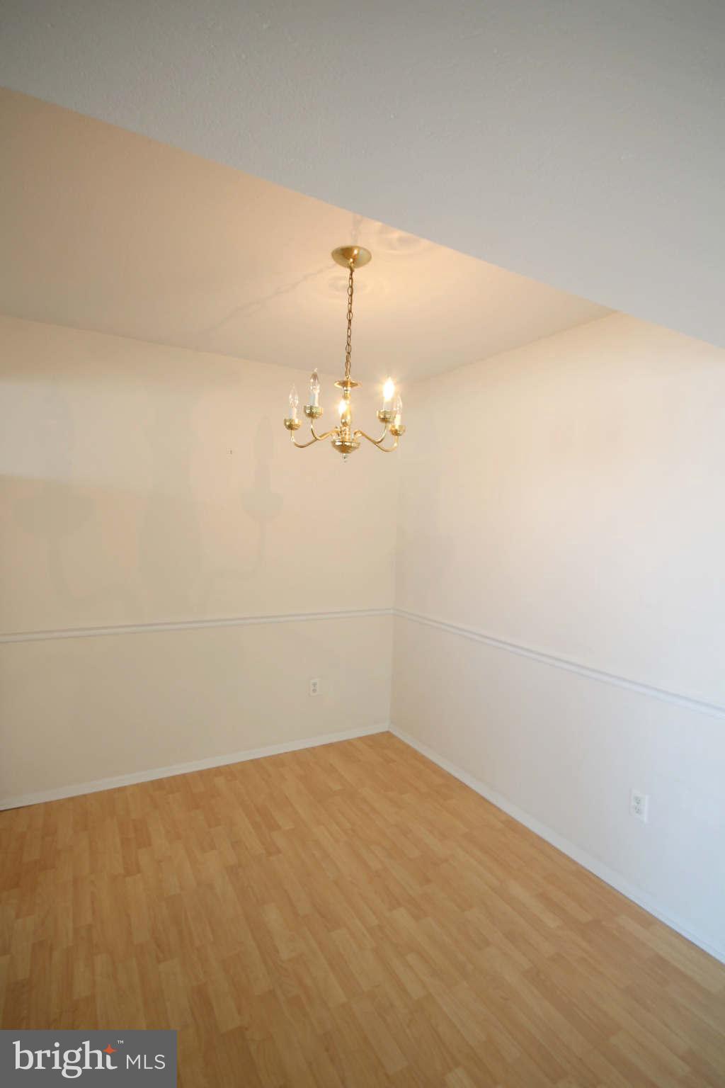 106 Fort Evans Road Southeast, Unit F Leesburg, VA 20175 - Photo 7 of 20 Dining Room